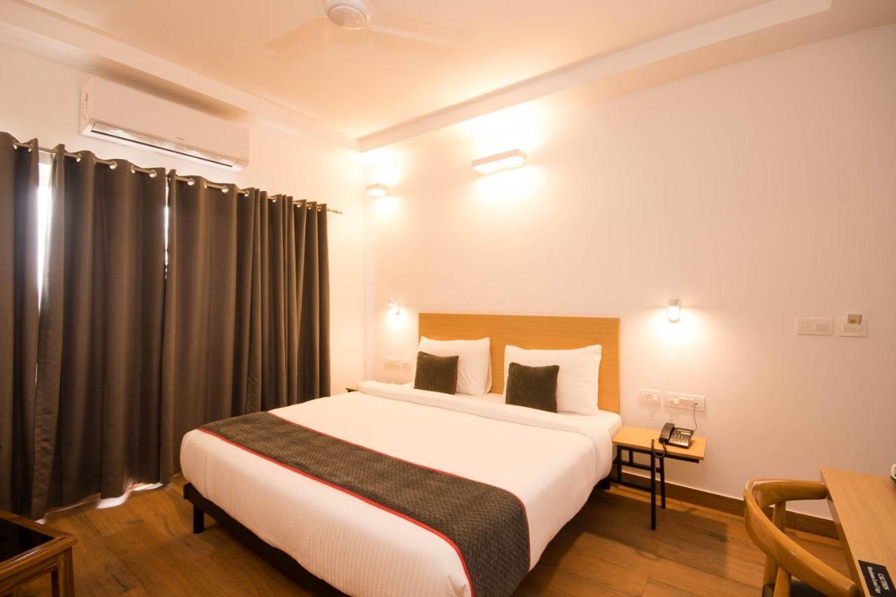 Hotel Vemara Panaji Zewnętrze zdjęcie