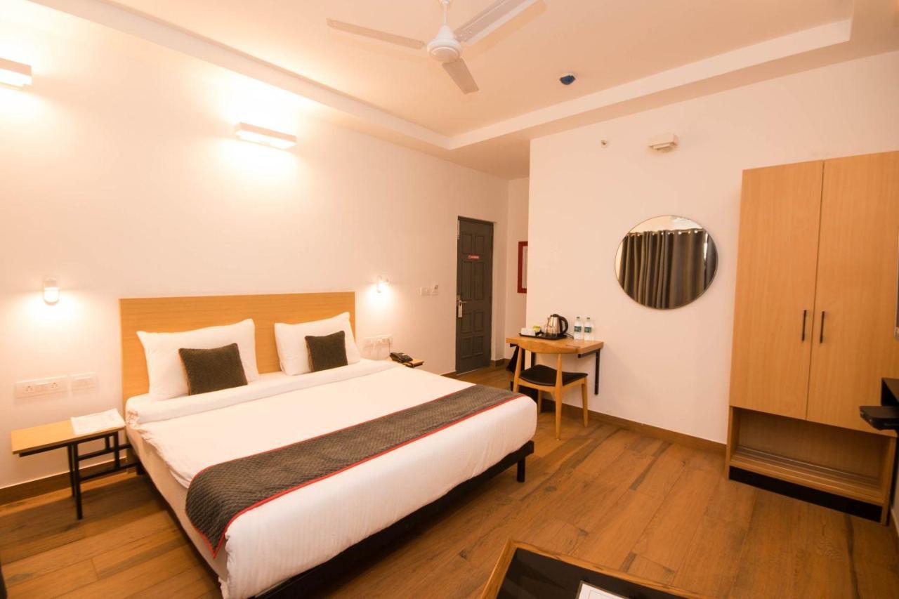 Hotel Vemara Panaji Zewnętrze zdjęcie